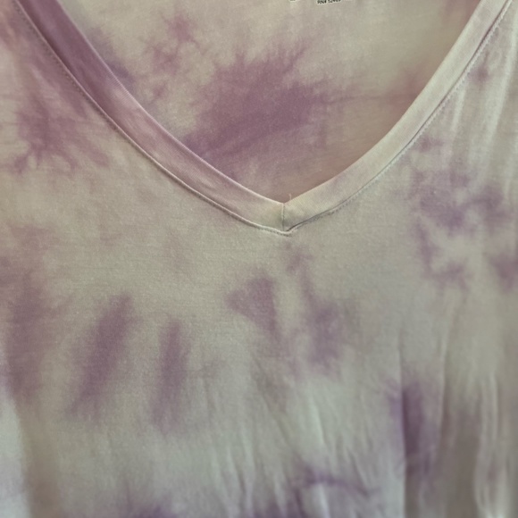 Time And Tru Purple And White Tie Dye Pattern V-Neck Top, XXXL - Picture 3 of 11